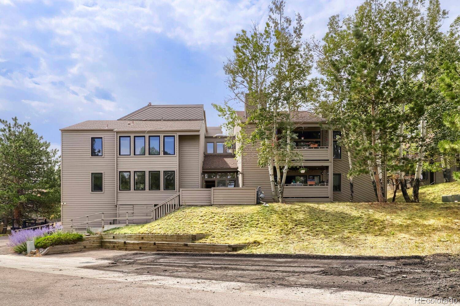 23656 Pondview PL #C, Golden, CO 80401