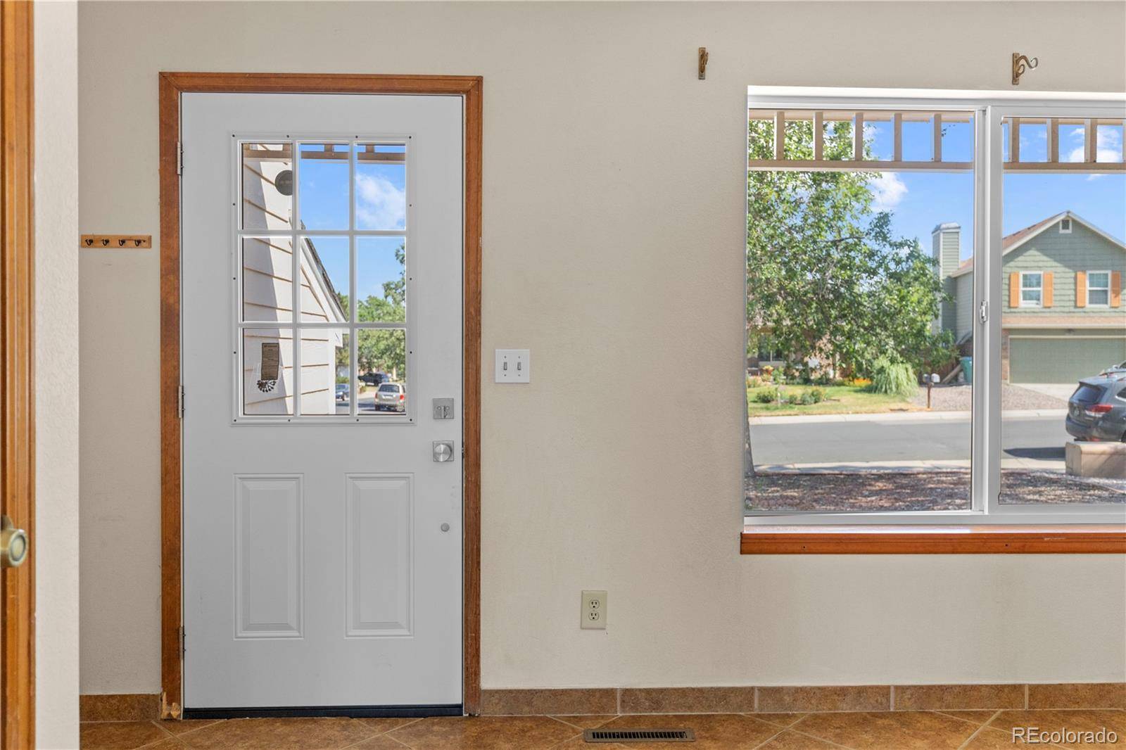 16114 E Iowa AVE, Aurora, CO 80017