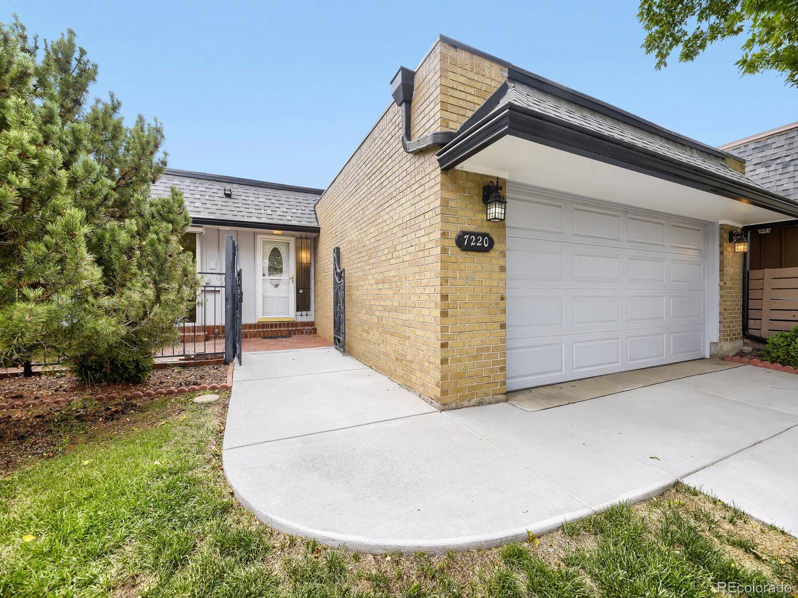 7220 W Maple DR, Lakewood, CO 80226