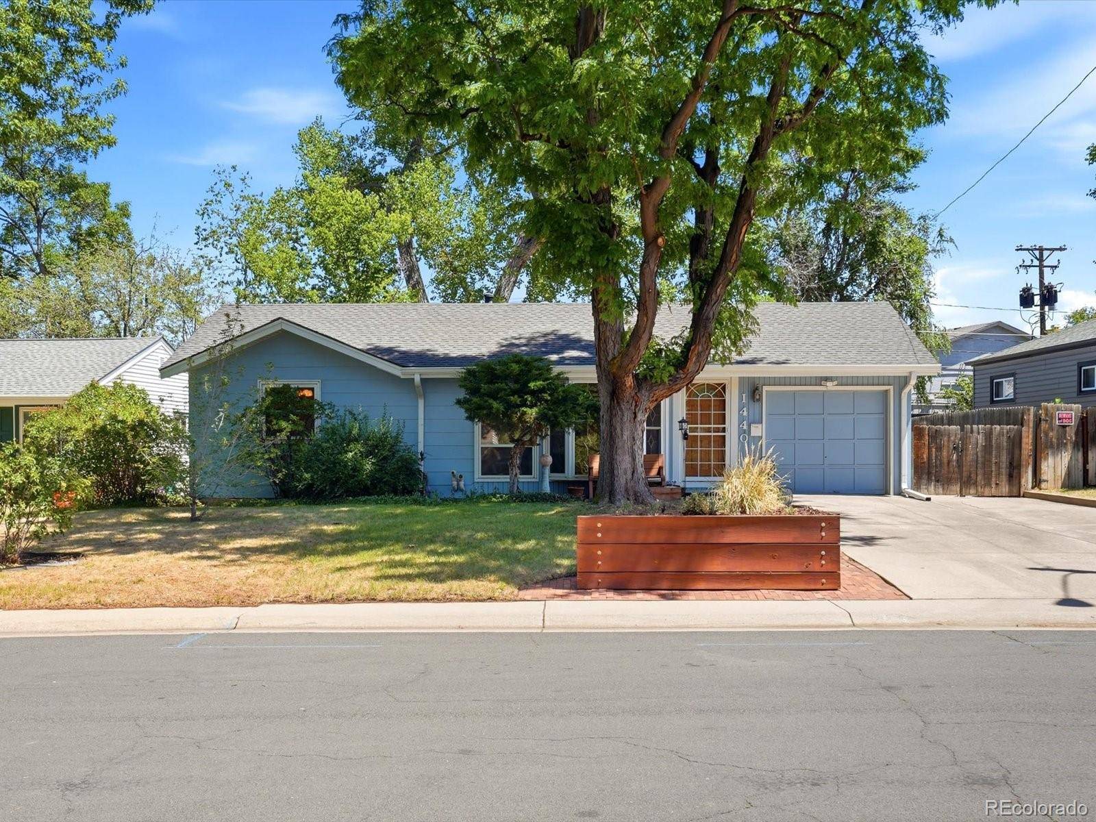 1440 S Hudson ST, Denver, CO 80222