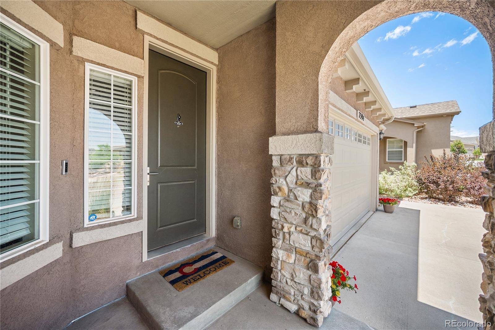 7394 Rim Bluff LN, Colorado Springs, CO 80927