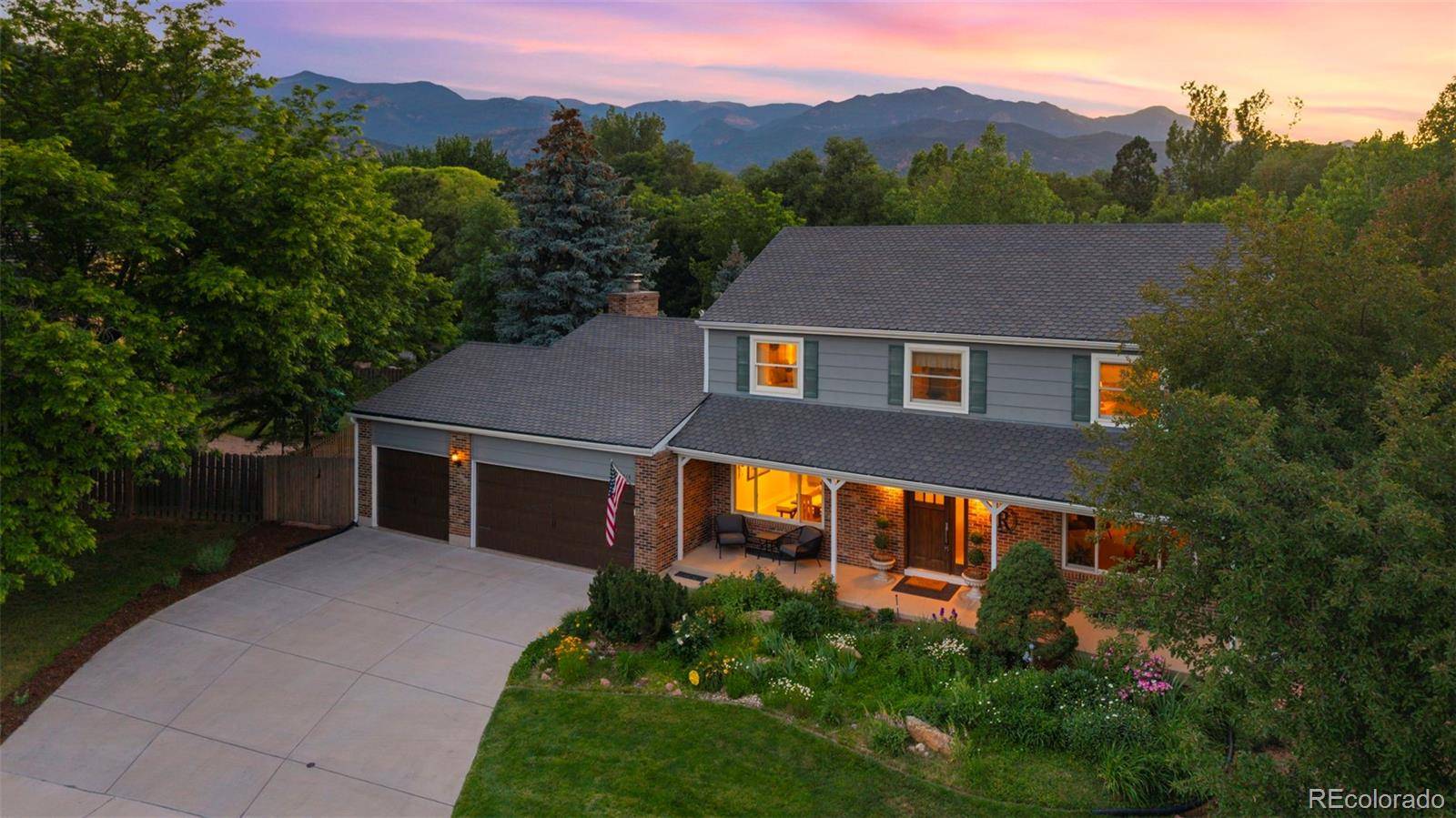 216 W Cheyenne Mountain BLVD, Colorado Springs, CO 80906