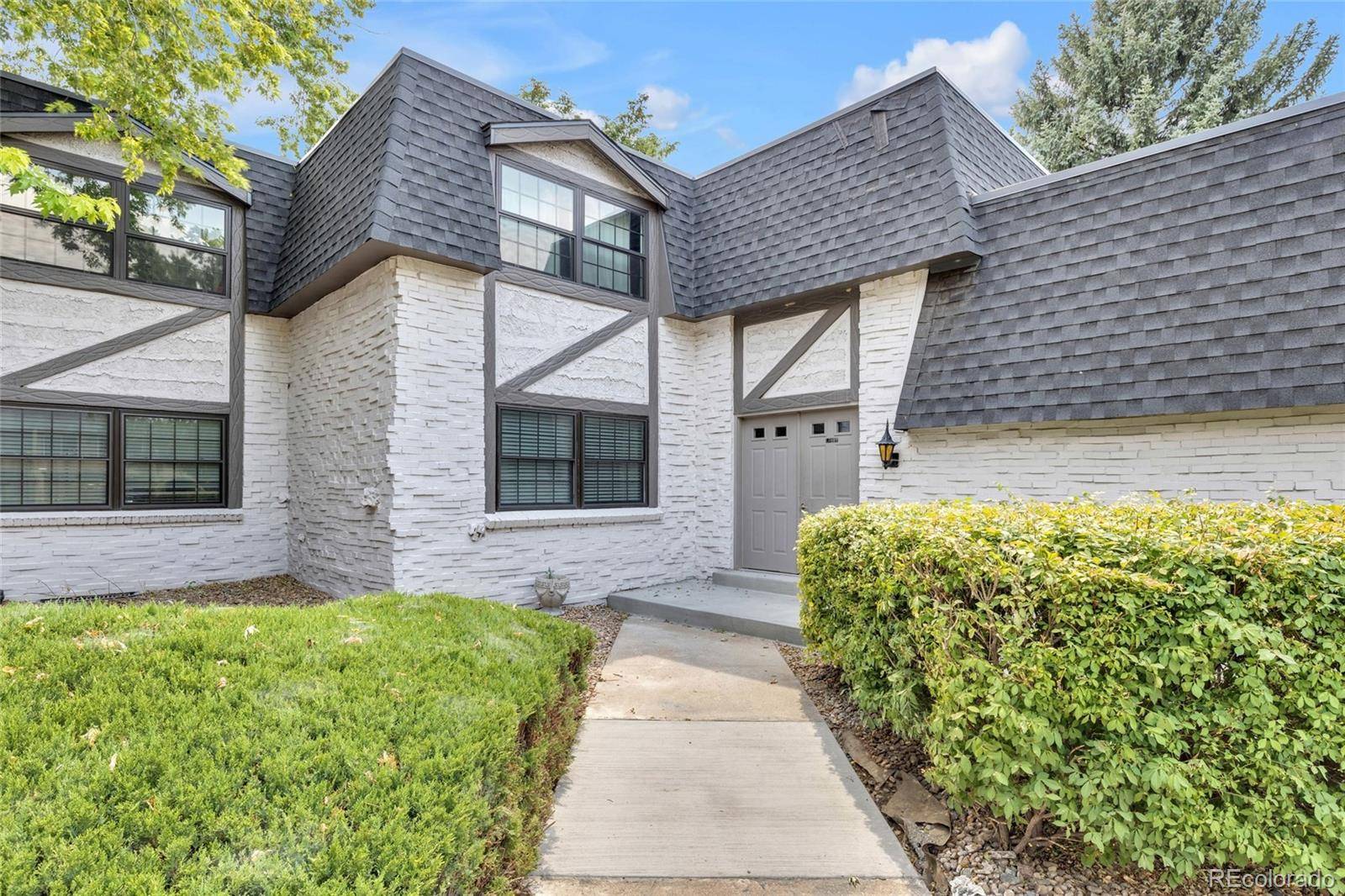 3511 S Hillcrest DR #4, Denver, CO 80237