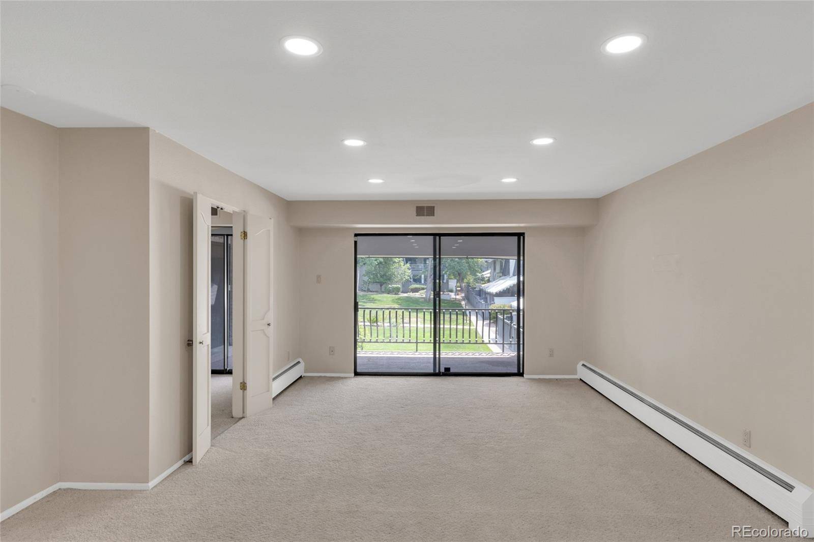 3511 S Hillcrest DR #4, Denver, CO 80237
