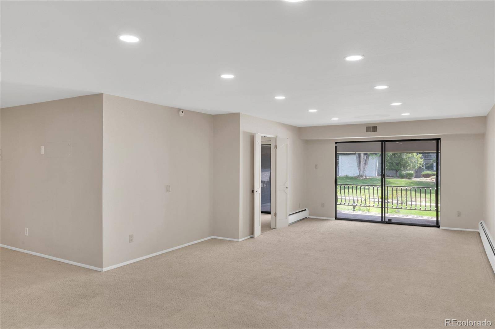 3511 S Hillcrest DR #4, Denver, CO 80237