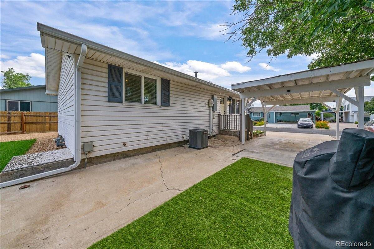 1502 Carmelita CT, Platteville, CO 80651