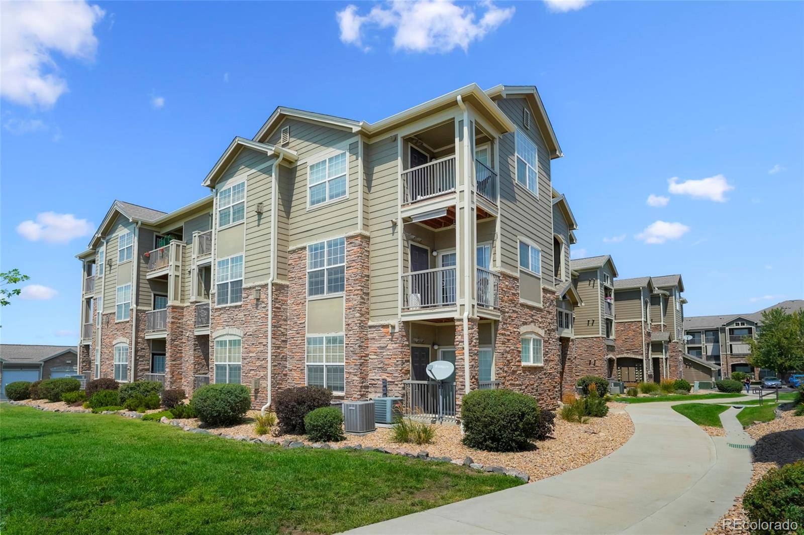 3045 Blue Sky CIR #18-302, Erie, CO 80516