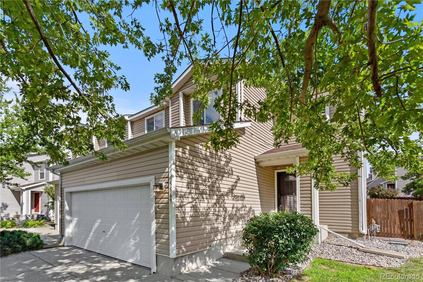5569 S Quemoy CIR, Aurora, CO 80015