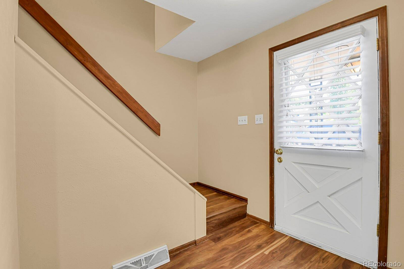 1455 W Hinsdale DR, Littleton, CO 80120