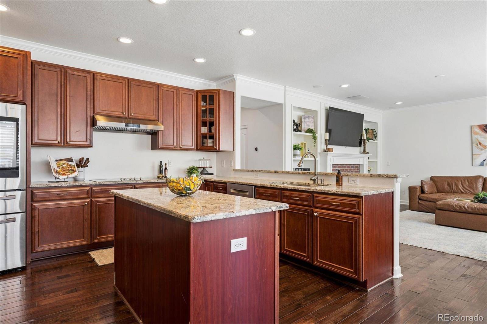 7694 S Eaton Park CT, Aurora, CO 80016