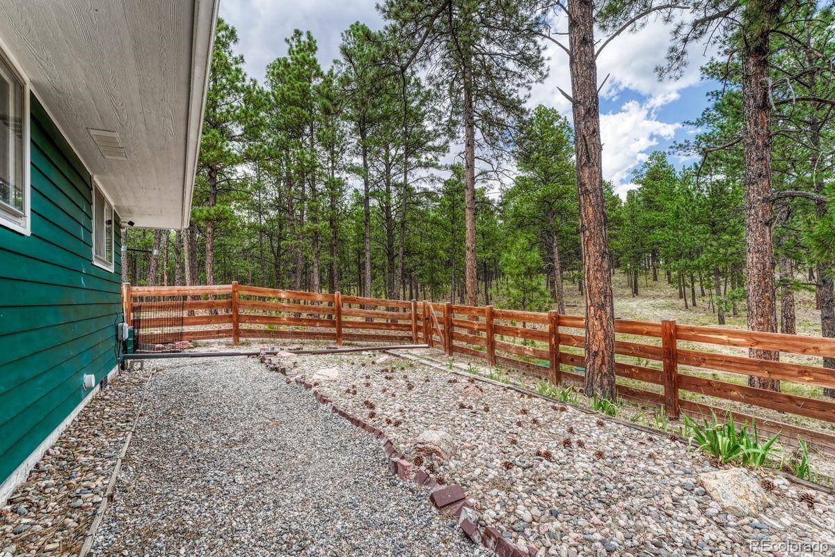 9950 Pine Park TRL, Colorado Springs, CO 80908