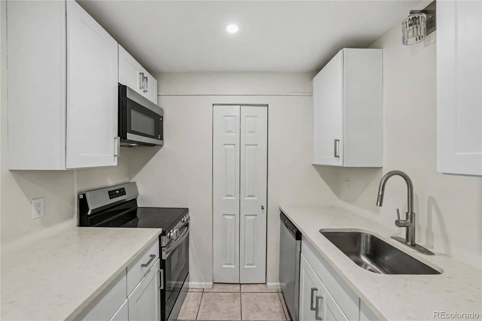 1300 Golden CIR #302, Golden, CO 80401
