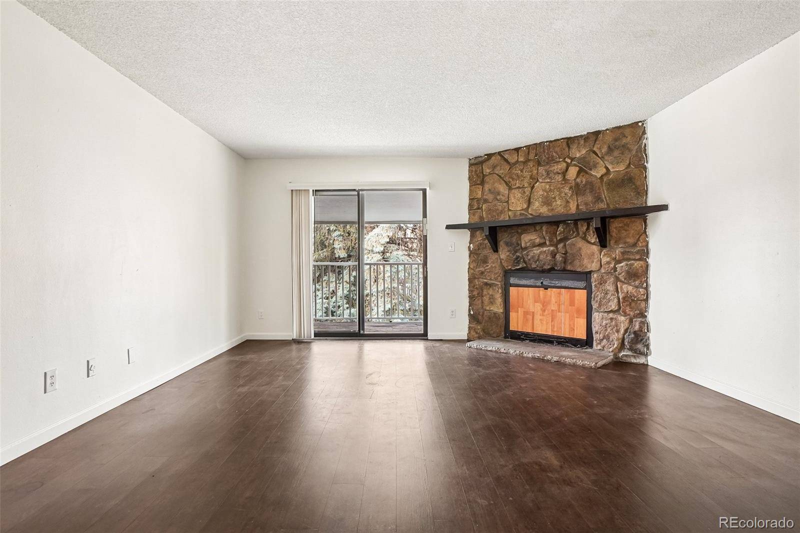 921 S Walden ST #206, Aurora, CO 80017