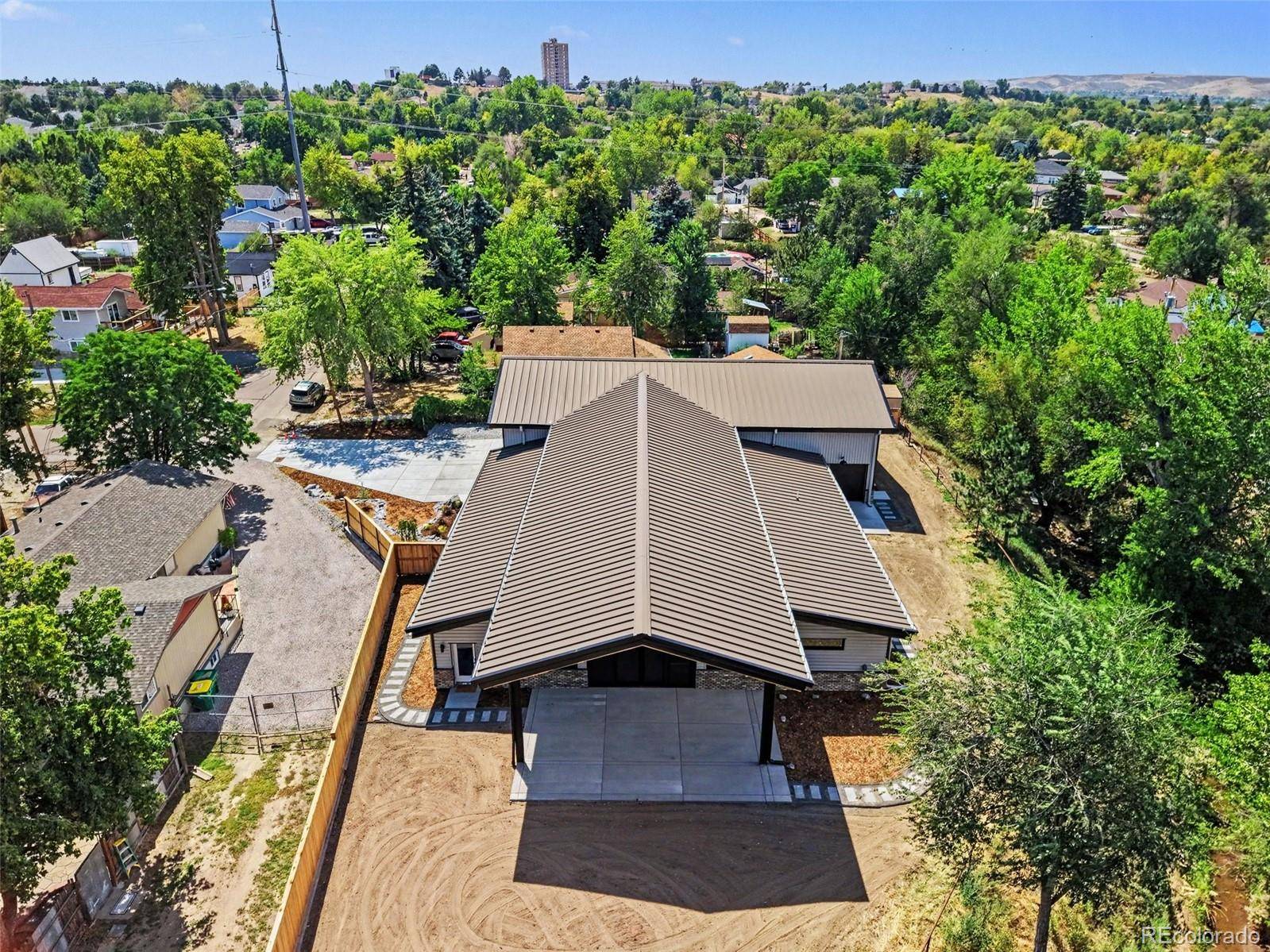 1131 Urban ST, Lakewood, CO 80401