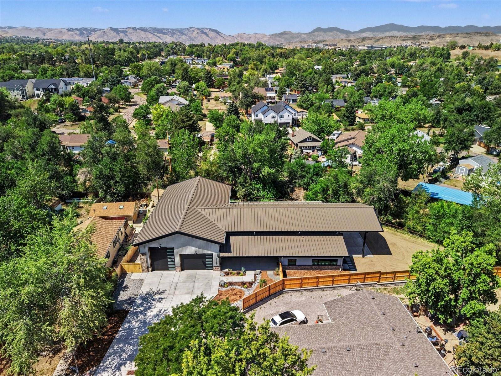 1131 Urban ST, Lakewood, CO 80401