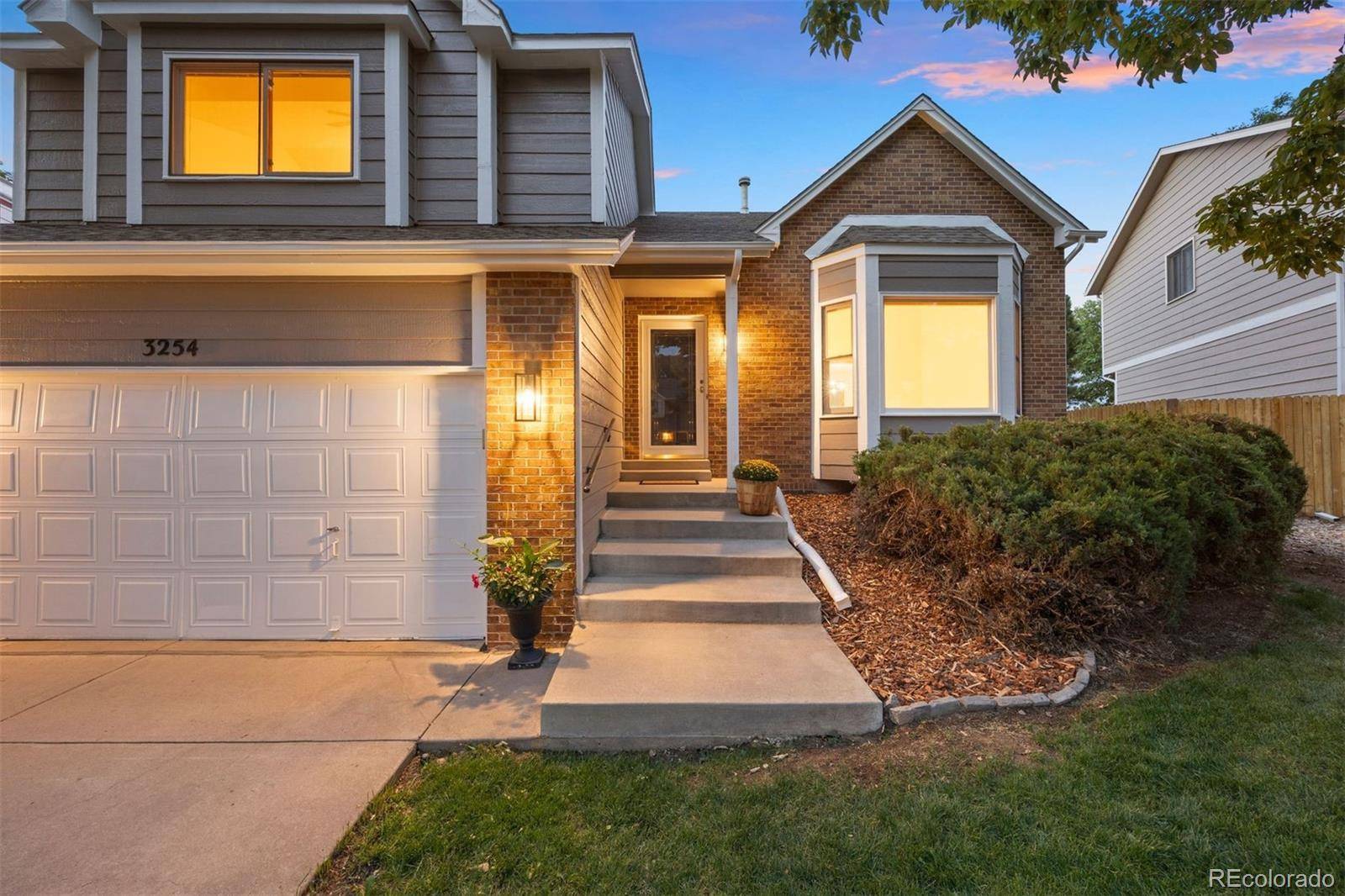 3254 S Espana CIR, Aurora, CO 80013