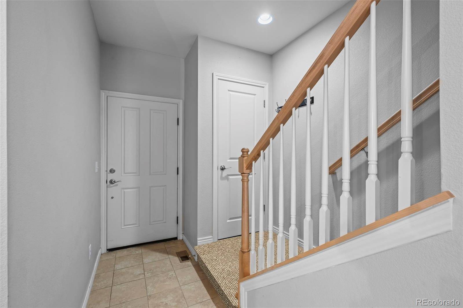 1320 Kestrel LN #H, Longmont, CO 80501