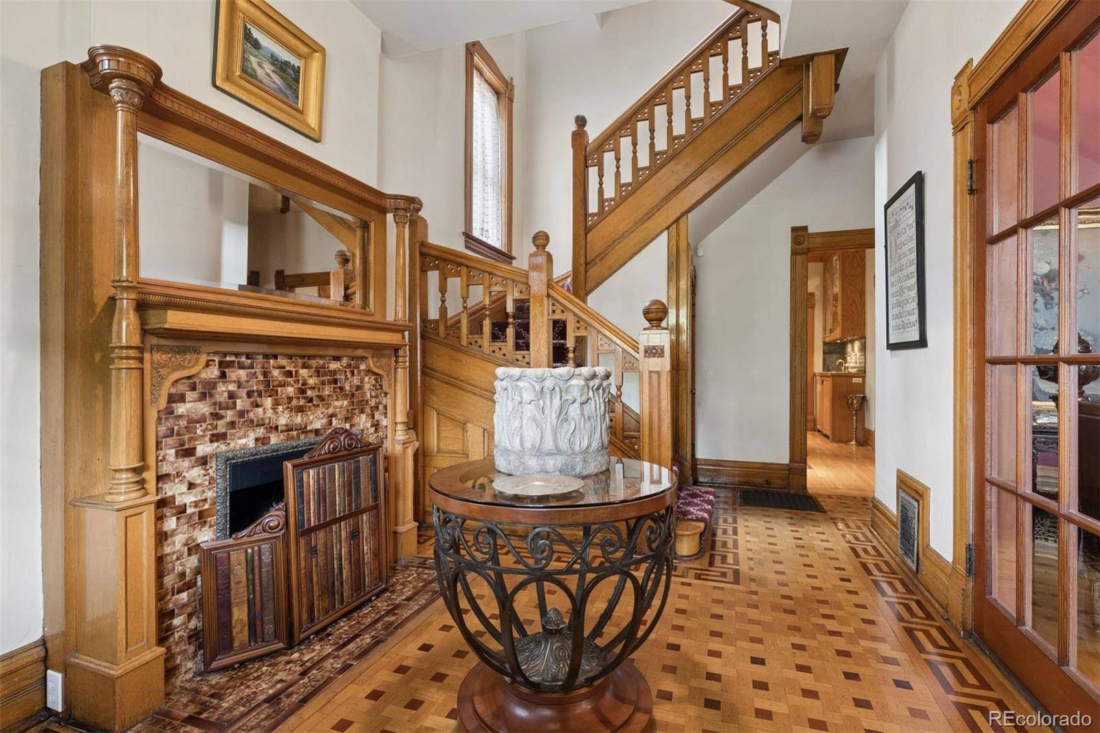 1360 N Corona ST, Denver, CO 80218