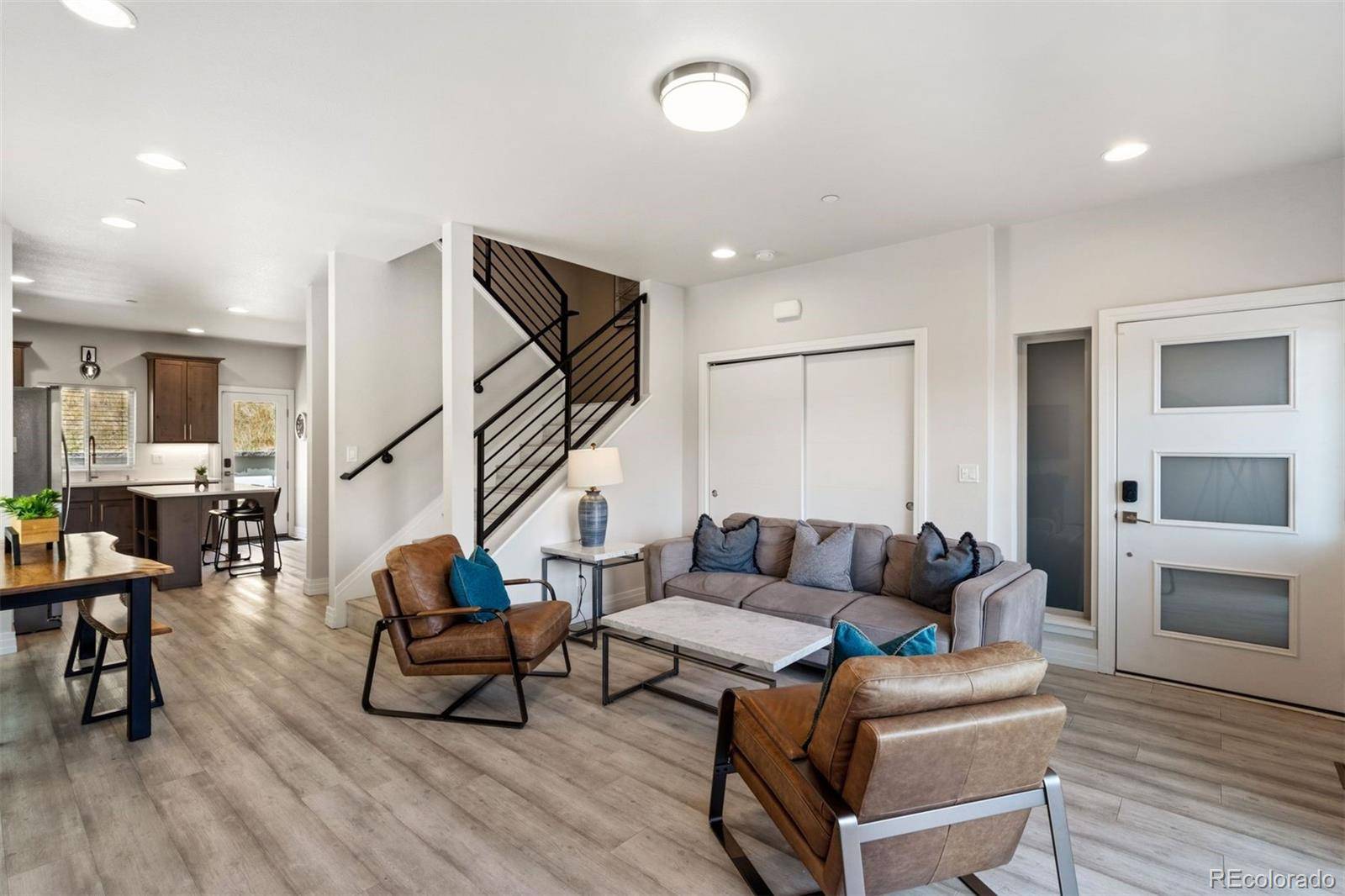 417 N Chestnut ST, Colorado Springs, CO 80905