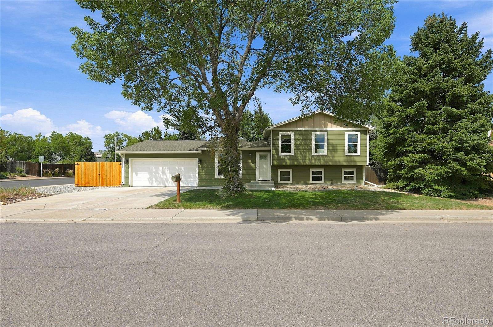 2691 Ridge DR, Broomfield, CO 80020