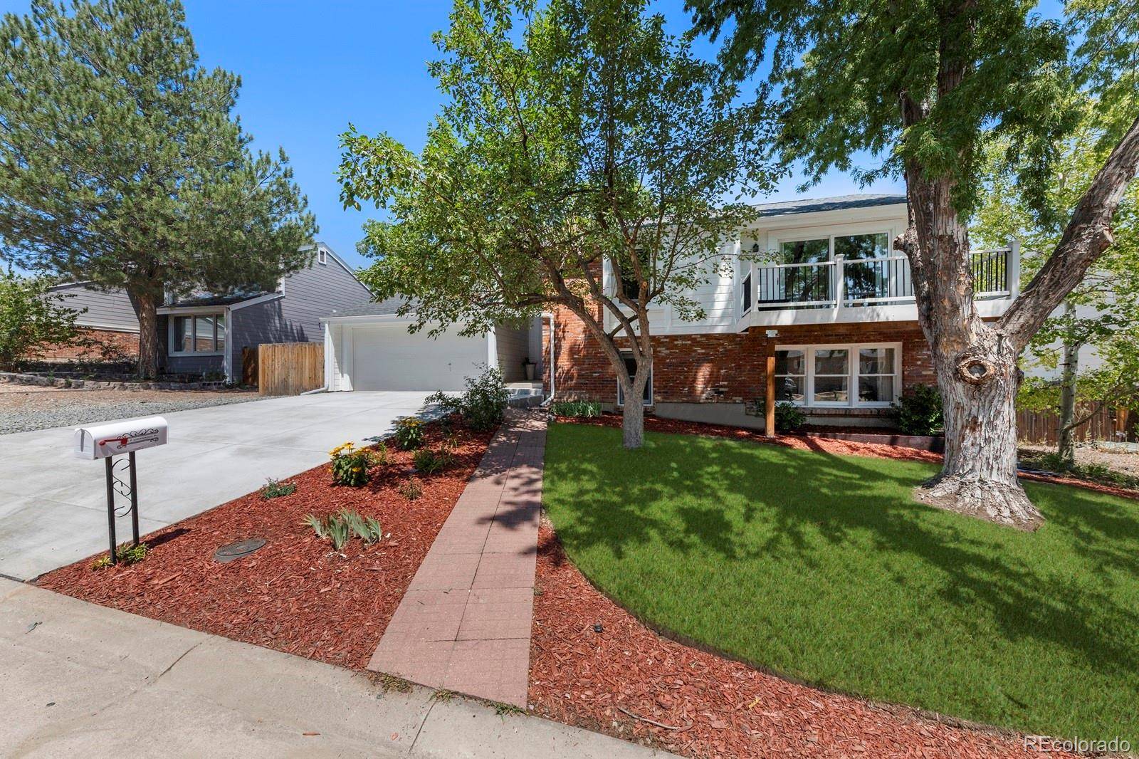 19355 E Greenwood PL, Aurora, CO 80013