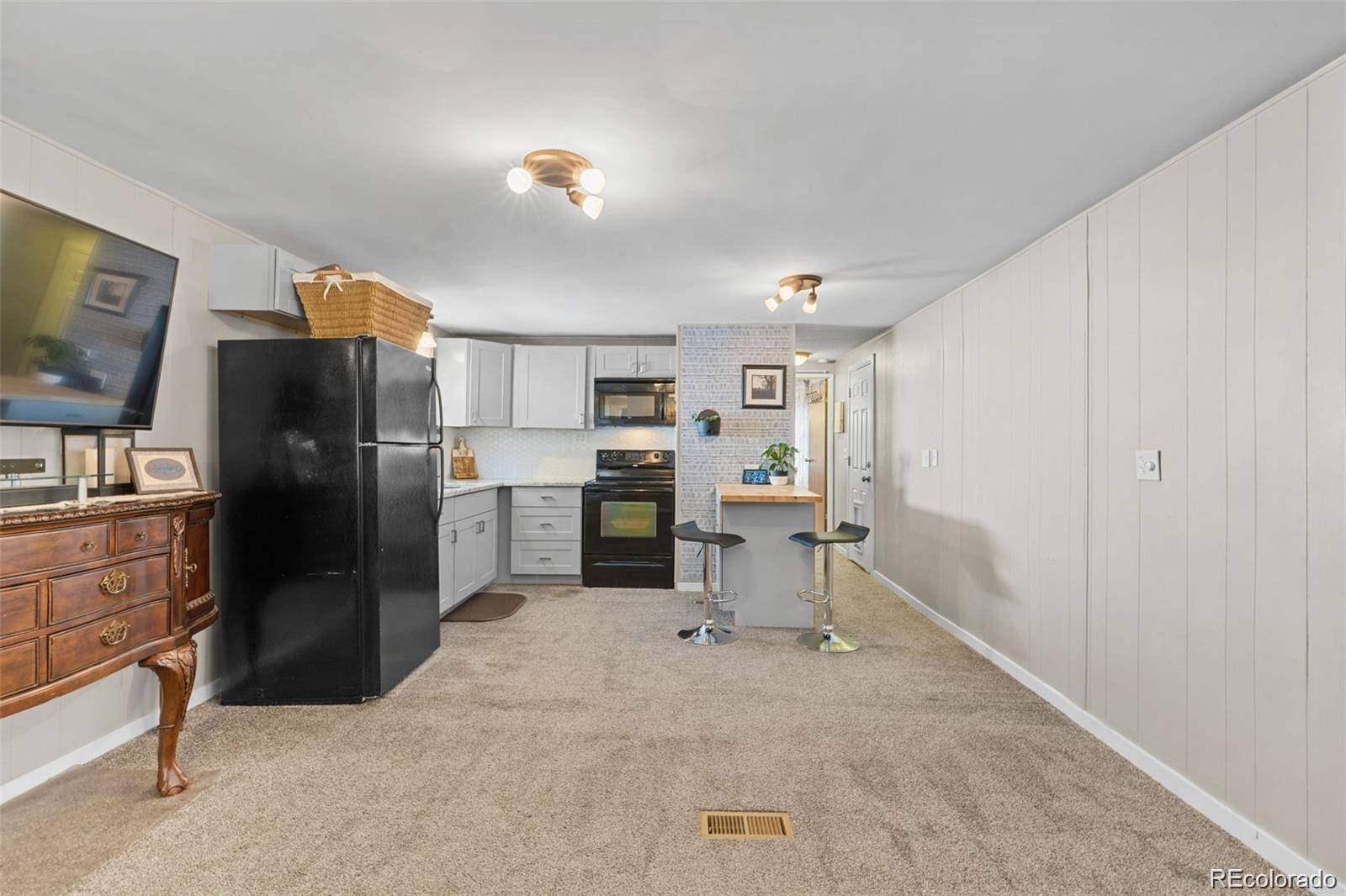 262 Marble CIR, Golden, CO 80401