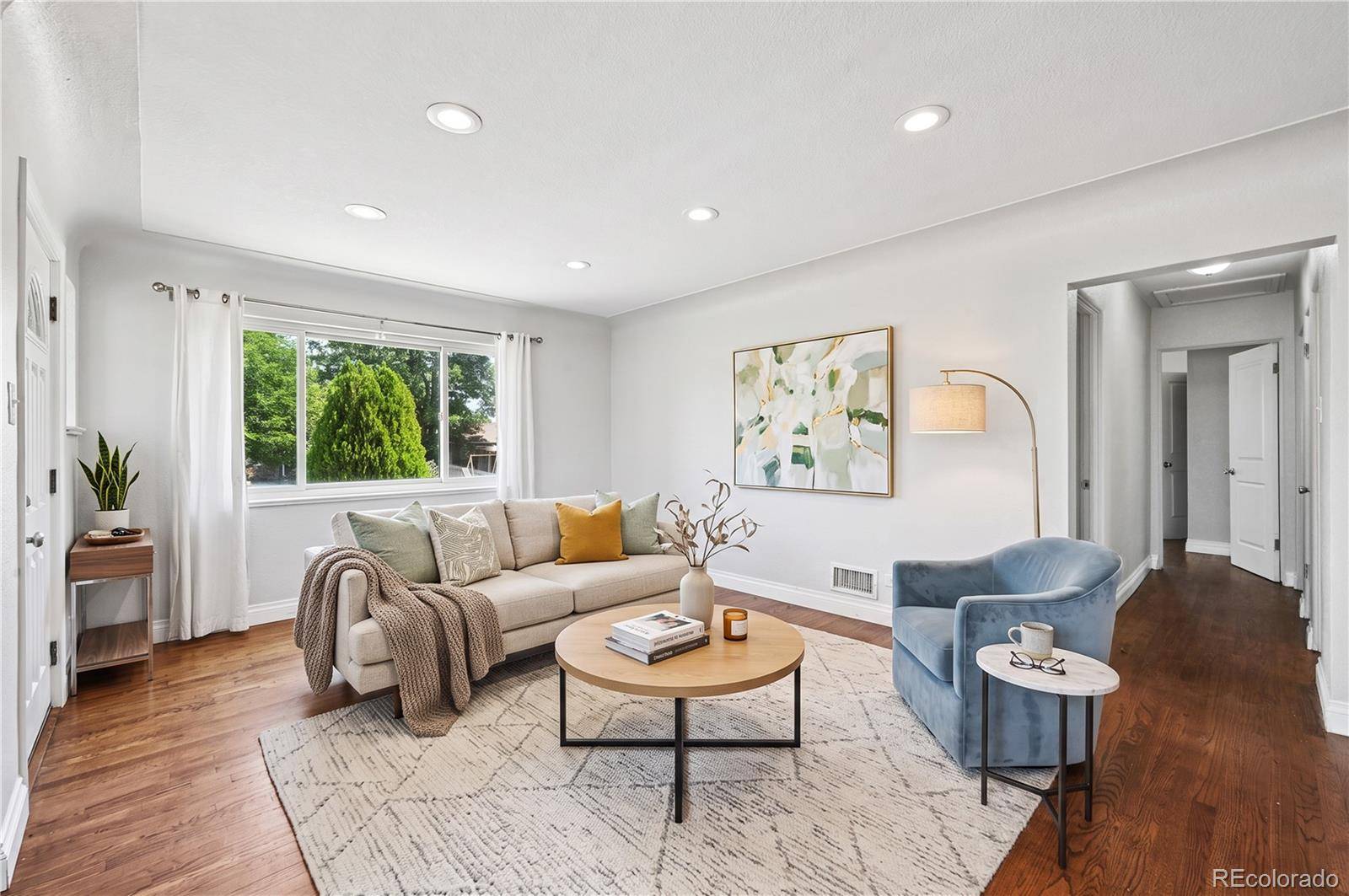 2895 Eudora ST, Denver, CO 80207
