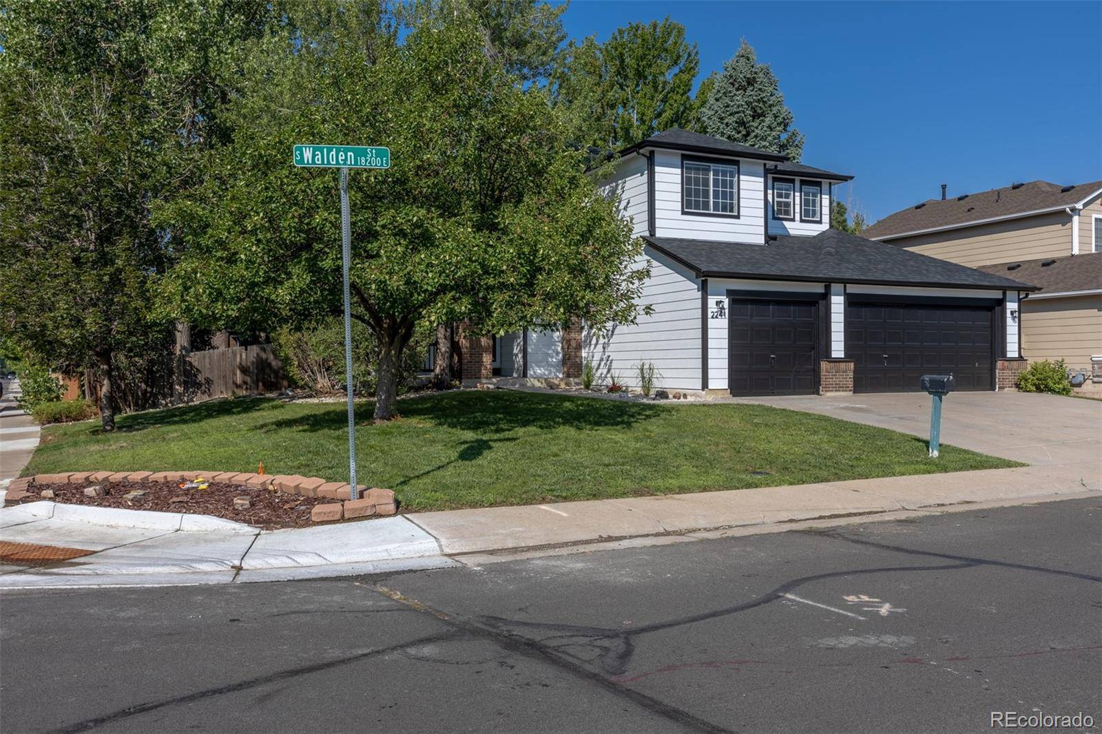 2241 S Walden ST, Aurora, CO 80013