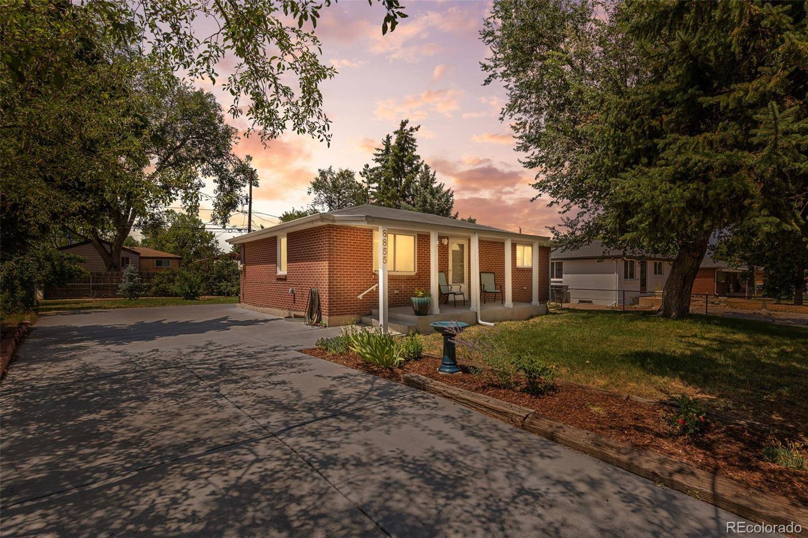 8855 Hastings WAY, Westminster, CO 80031