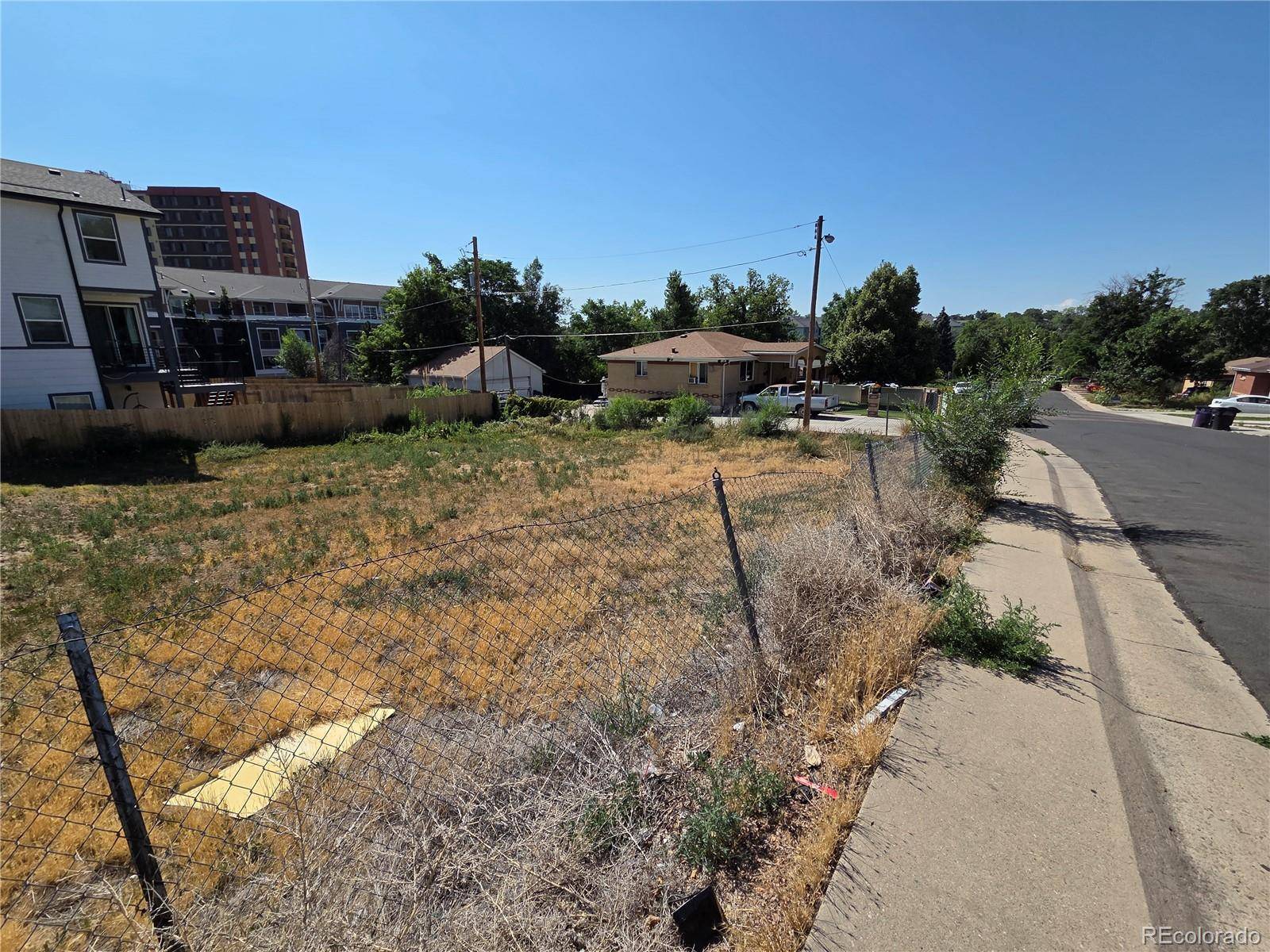 880 Winona CT, Denver, CO 80204