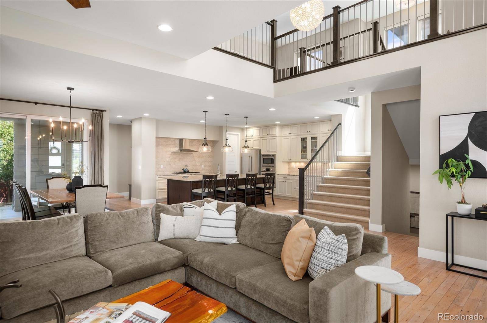 7945 E Prairie Meadow DR, Denver, CO 80238