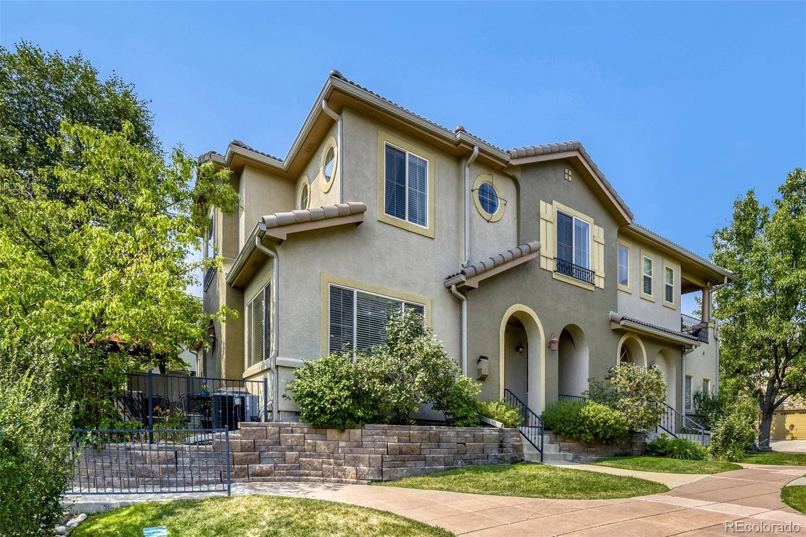 10122 Bluffmont LN, Lone Tree, CO 80124