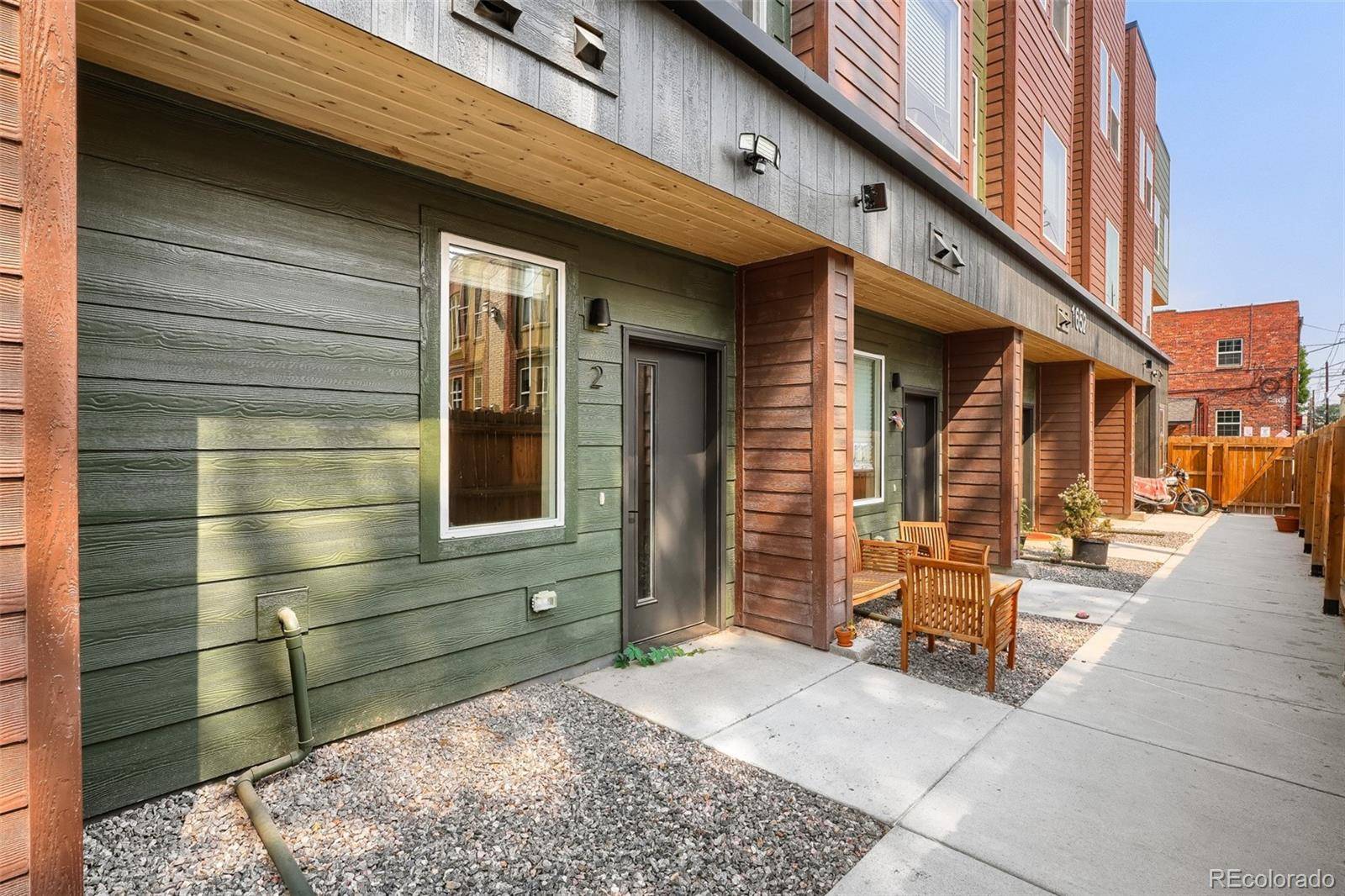 1652 N Lafayette ST #2, Denver, CO 80218