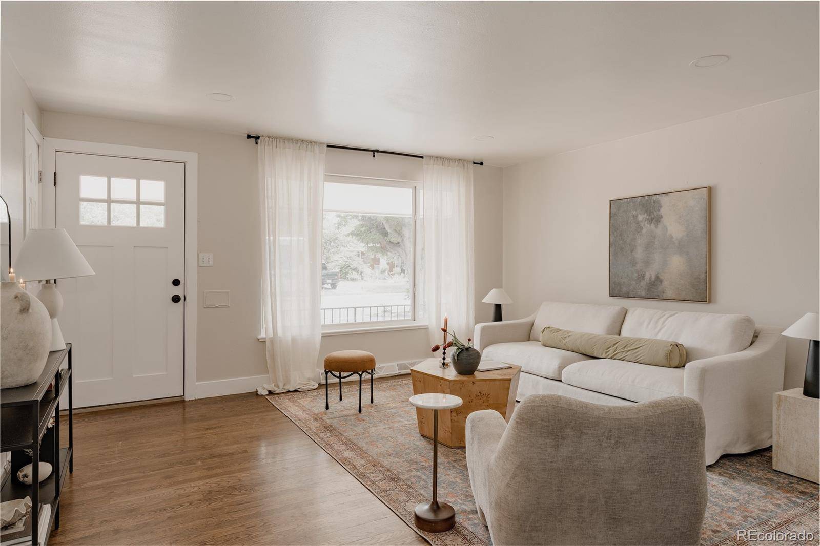 563 Jamaica ST, Aurora, CO 80010