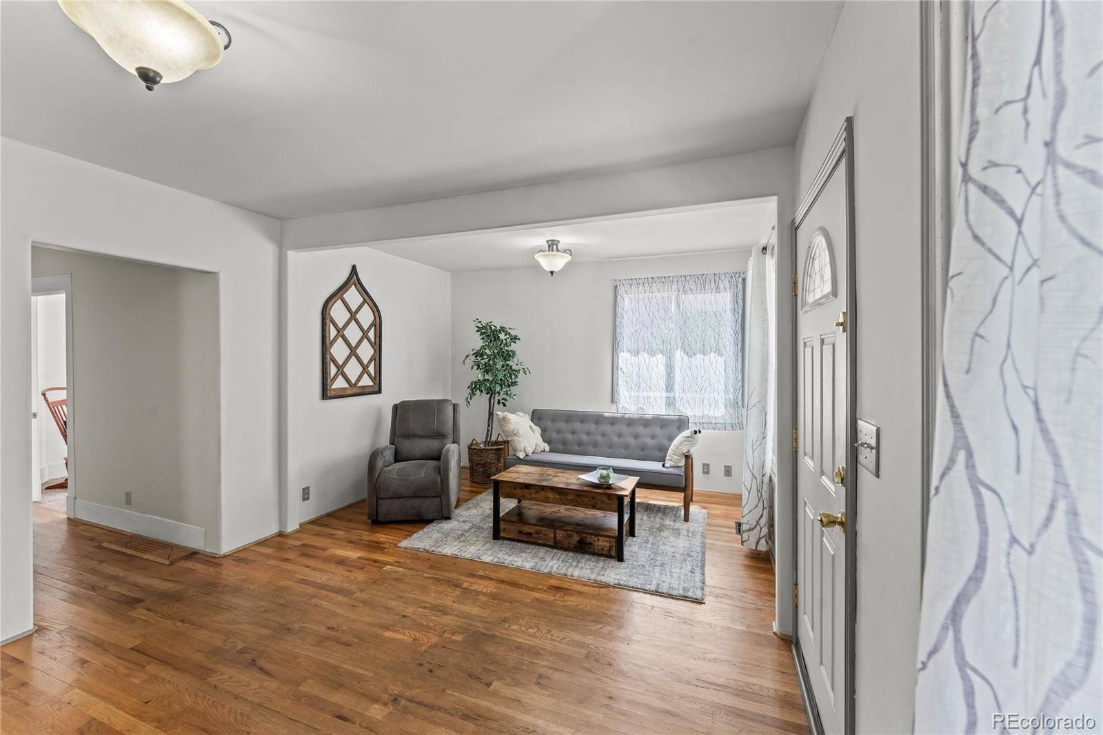 814 E Yampa ST, Colorado Springs, CO 80903