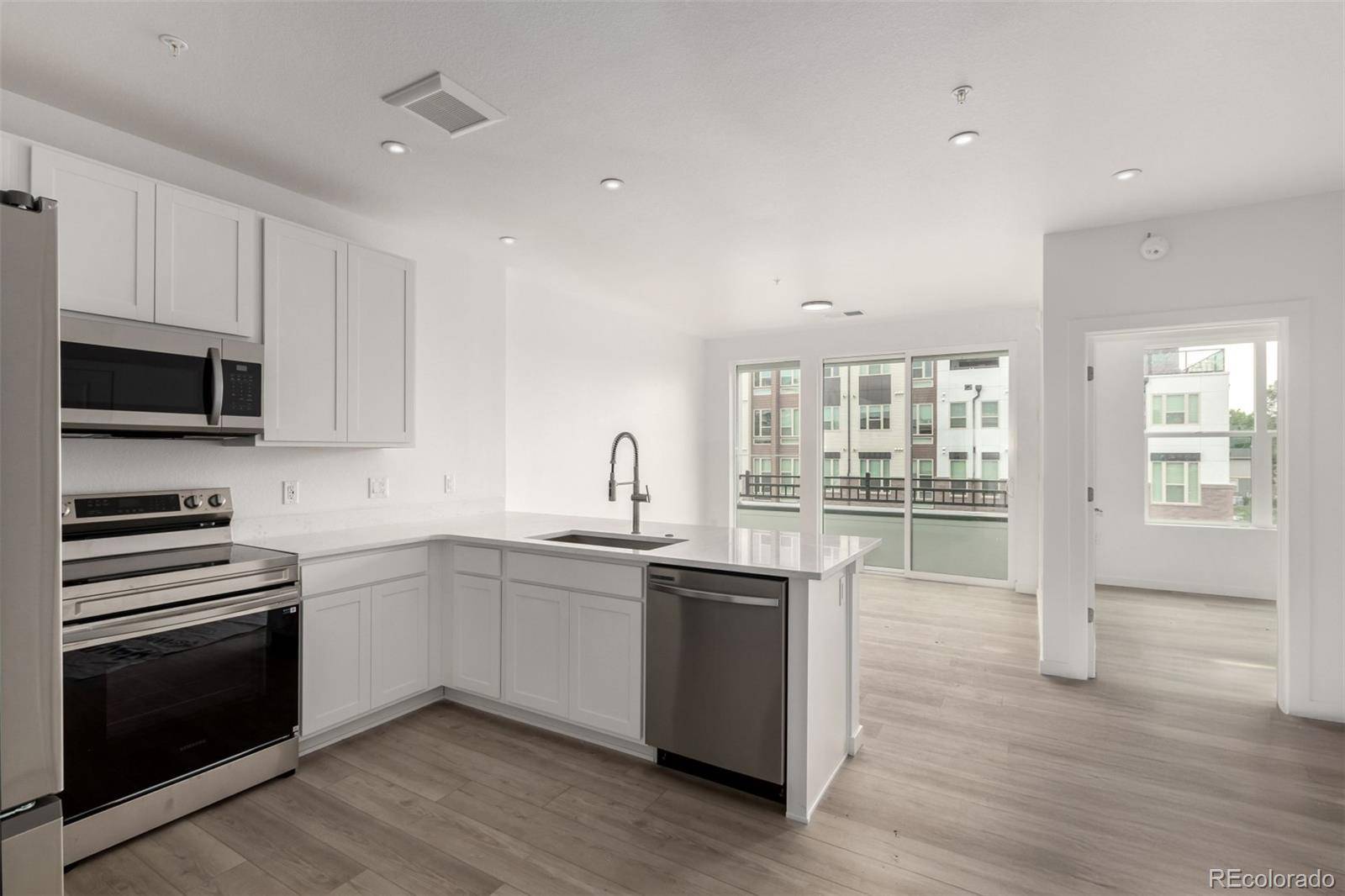 1634 N Sheridan BLVD #102, Denver, CO 80204