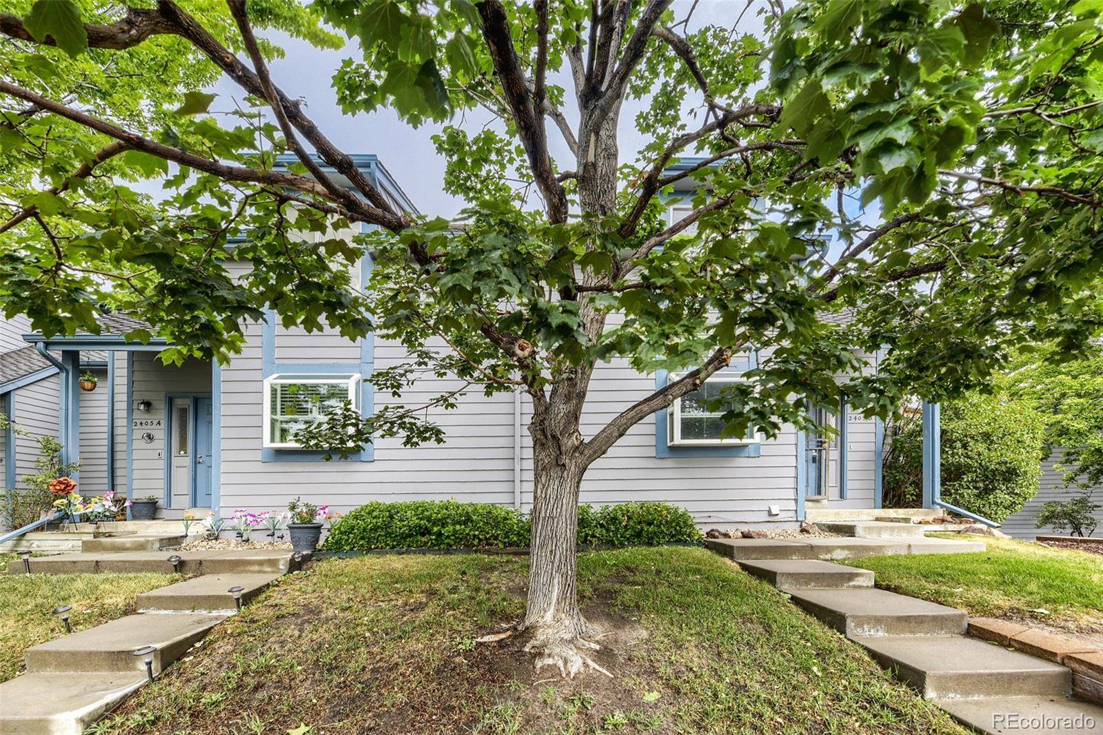 2405 S Worchester CT #B, Aurora, CO 80014