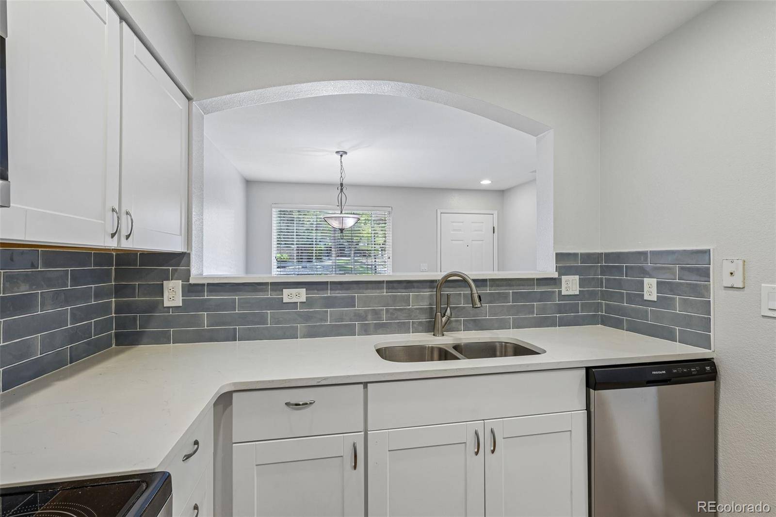 4044 E Geddes CIR, Centennial, CO 80122
