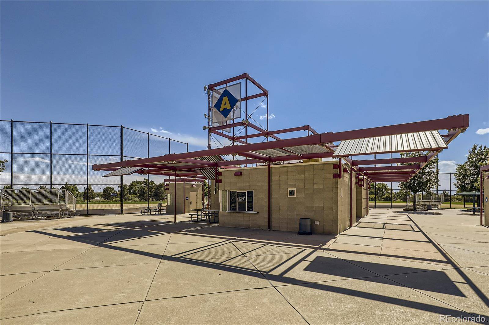 2256 S Haleyville WAY, Aurora, CO 80018