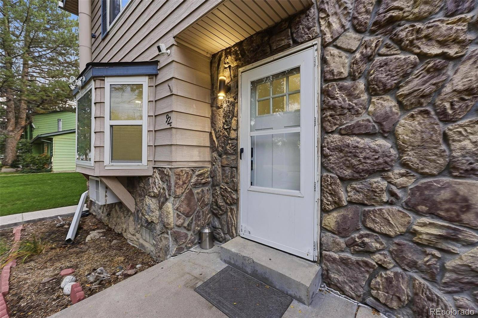92 N Newark ST #C, Aurora, CO 80012