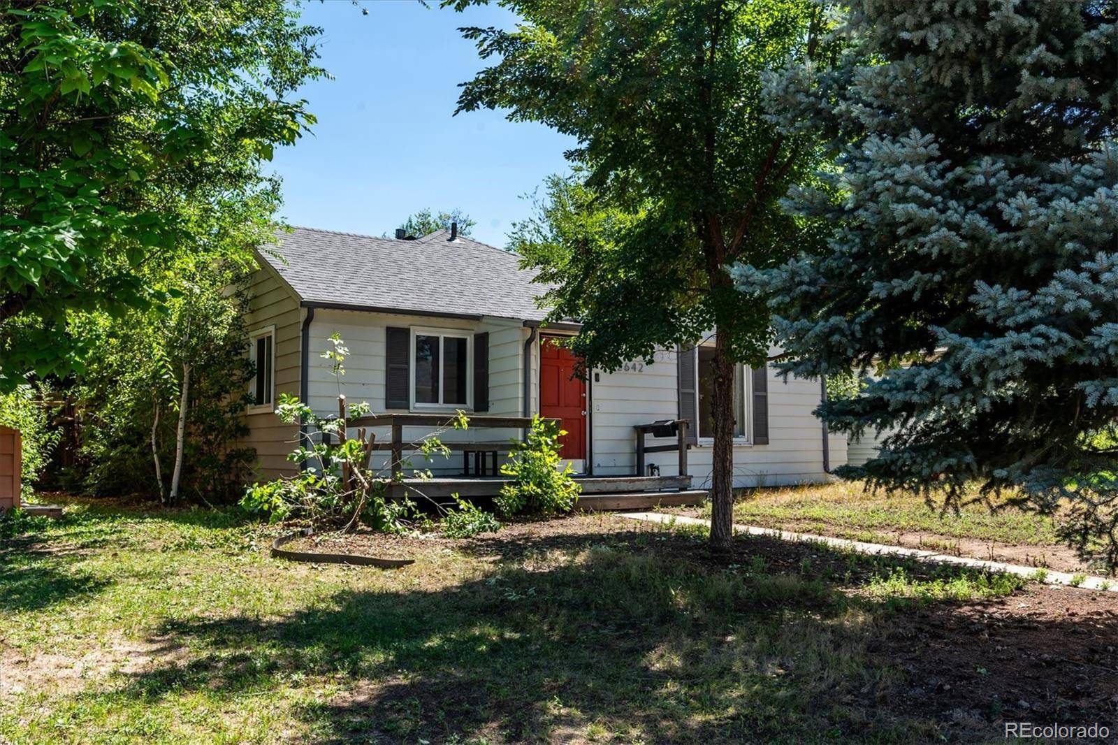 2642 S Vine ST, Denver, CO 80210
