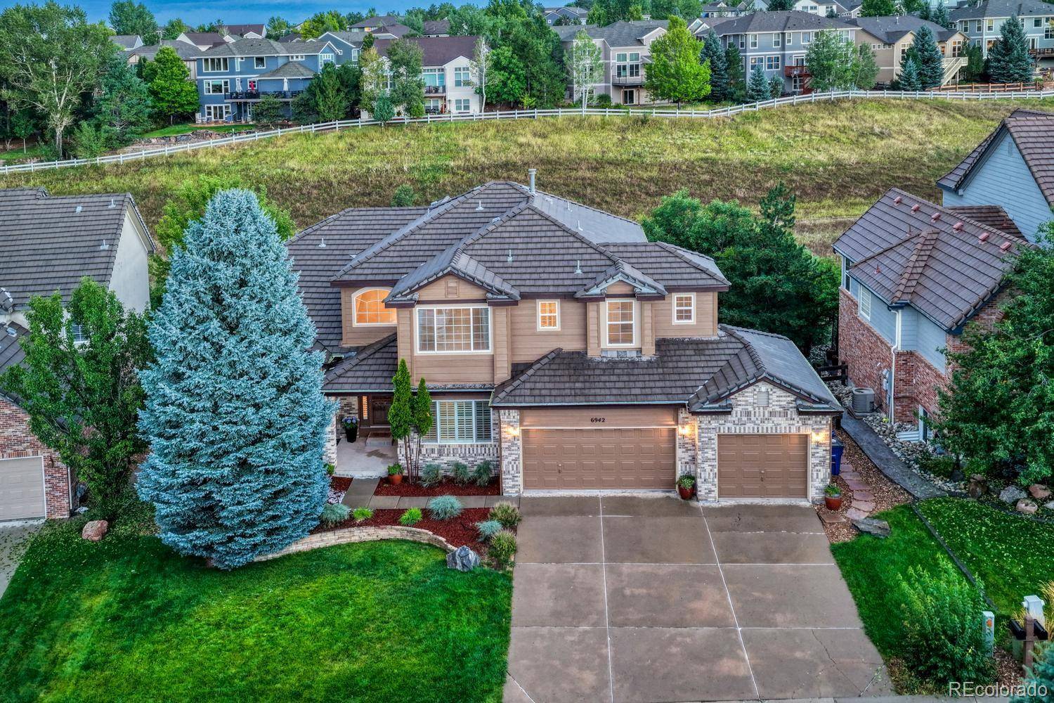 6942 Esperanza DR, Castle Pines, CO 80108