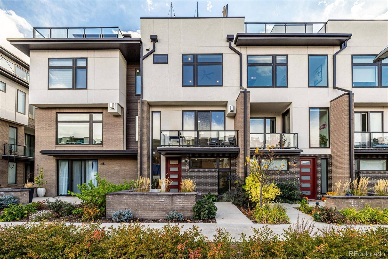 6820 E Lowry BLVD, Denver, CO 80230