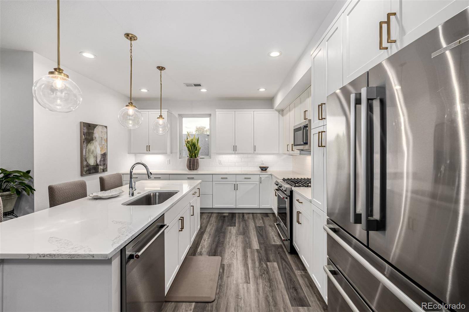 6820 E Lowry BLVD, Denver, CO 80230