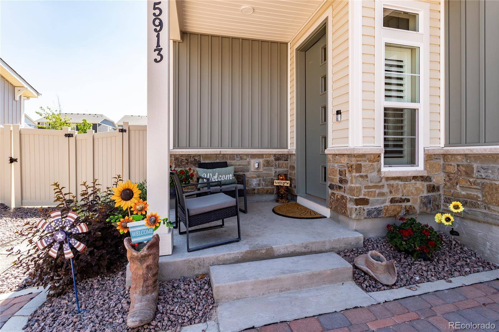 5913 Haster GRV, Colorado Springs, CO 80927