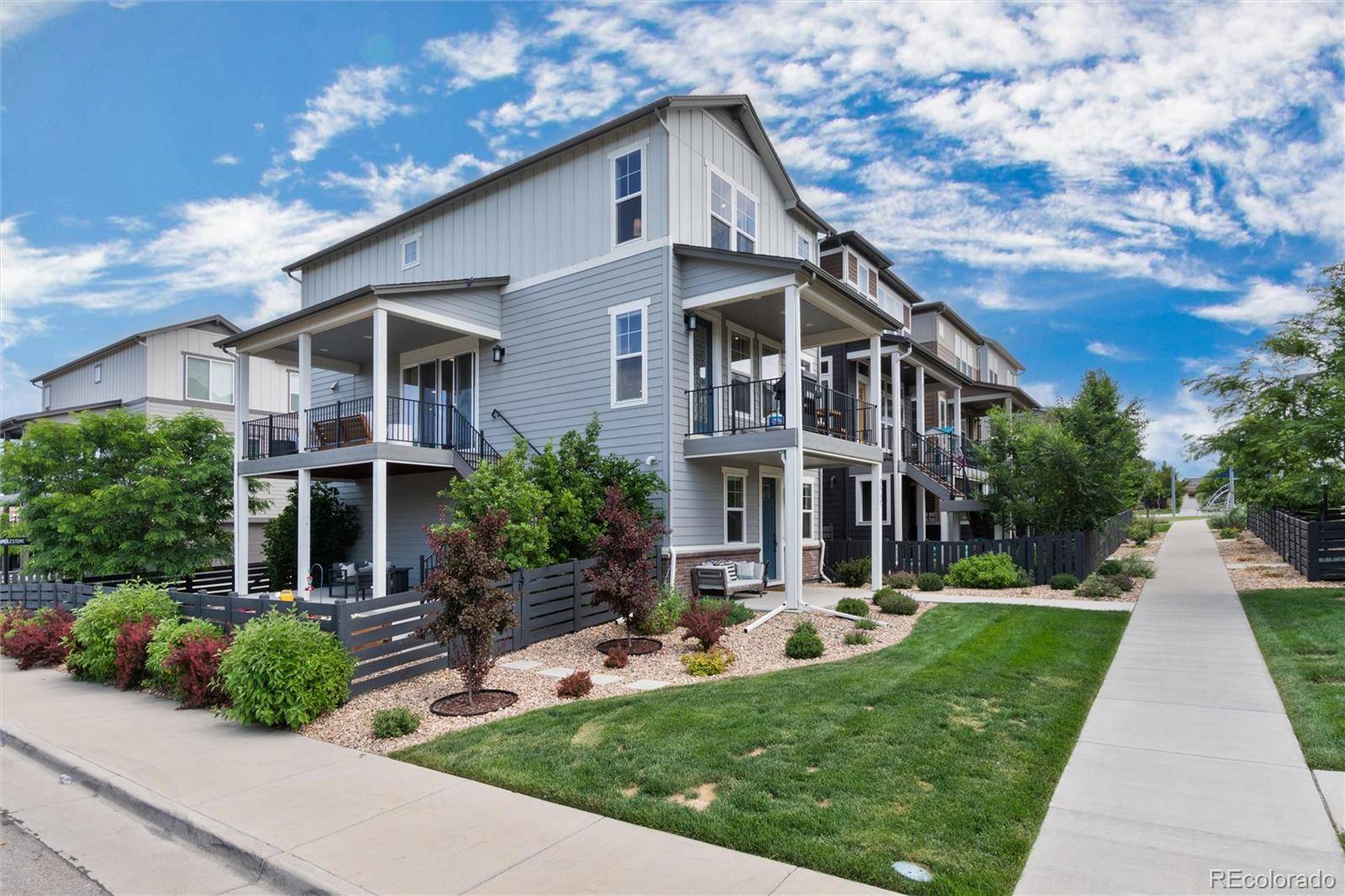8945 Ramblestone ST, Highlands Ranch, CO 80129