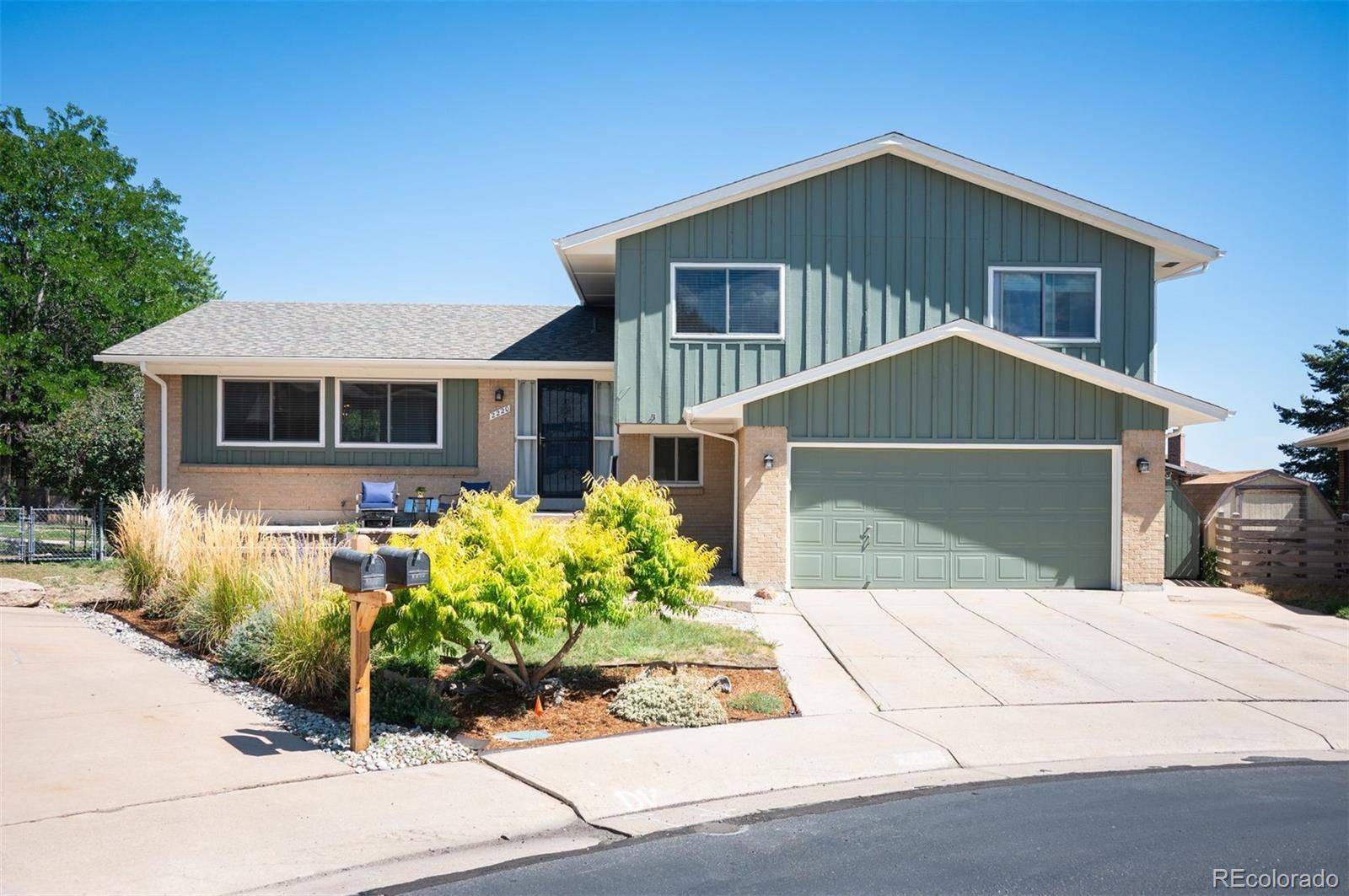 2220 S Beech CT, Denver, CO 80228