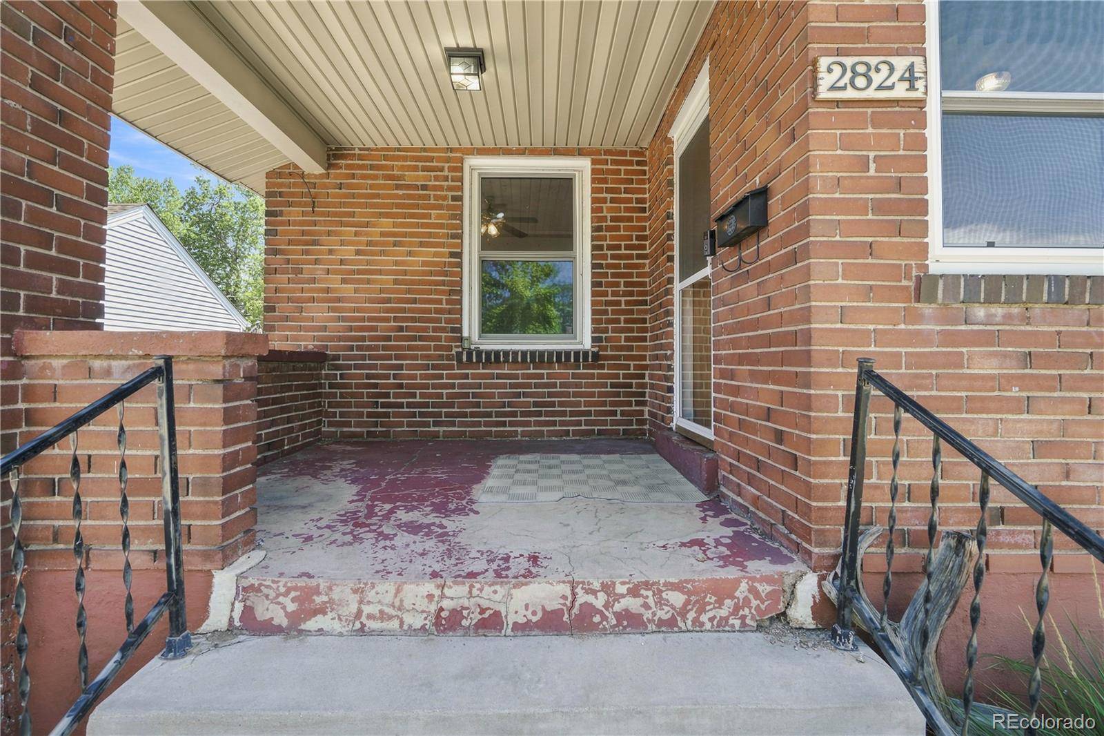 2824 S Logan ST, Englewood, CO 80113
