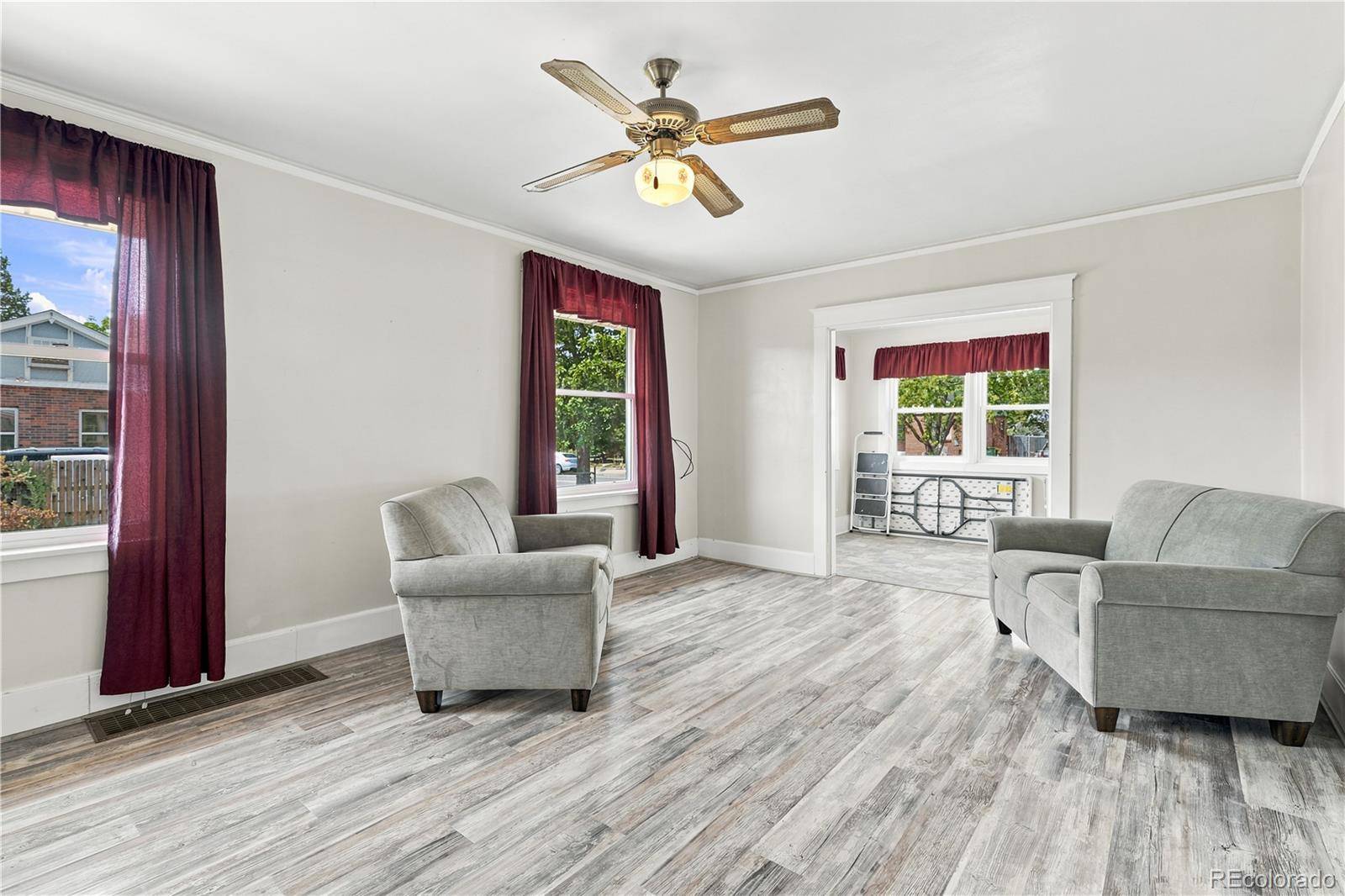 2824 S Logan ST, Englewood, CO 80113