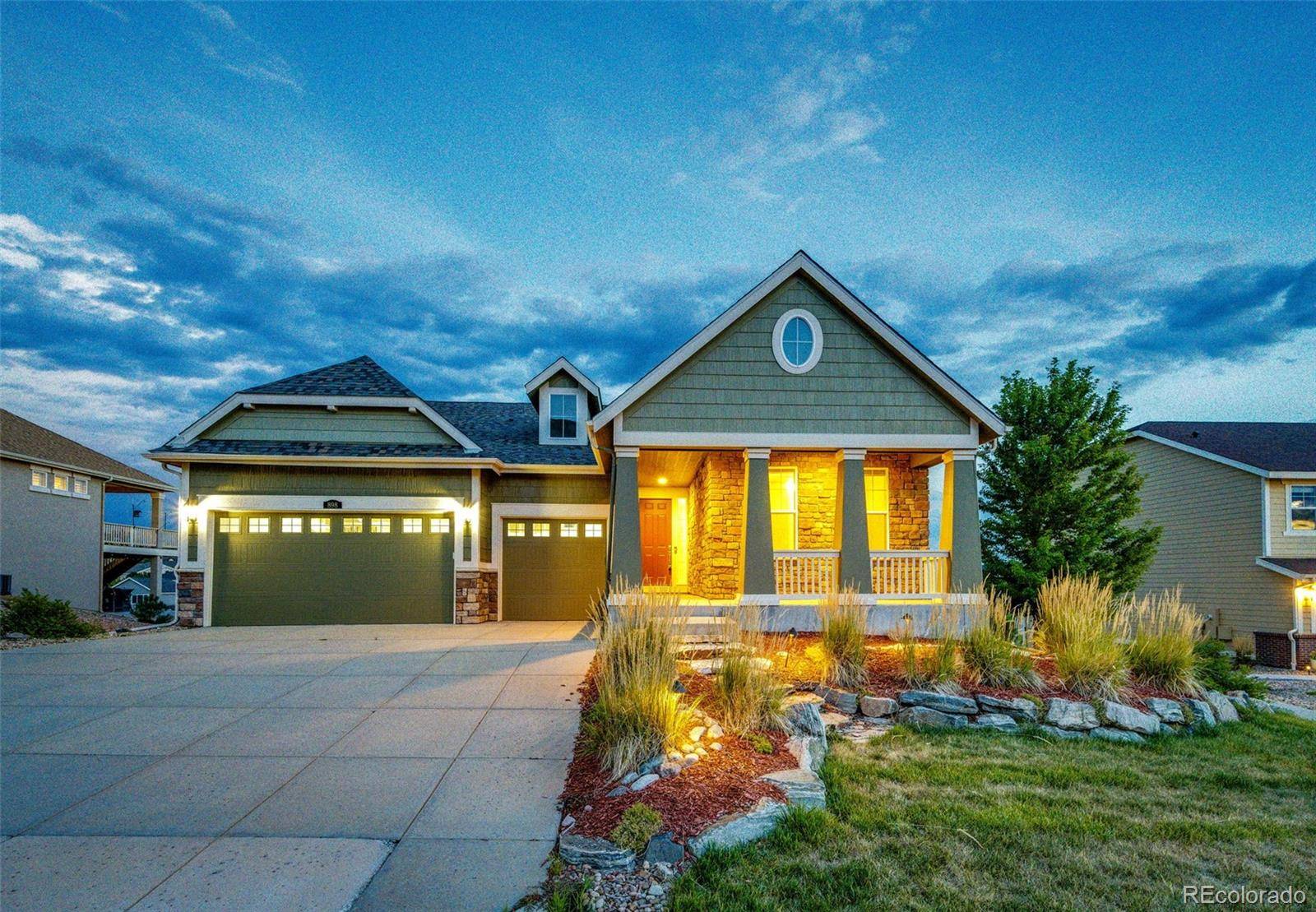 898 Eveningsong DR, Castle Rock, CO 80104